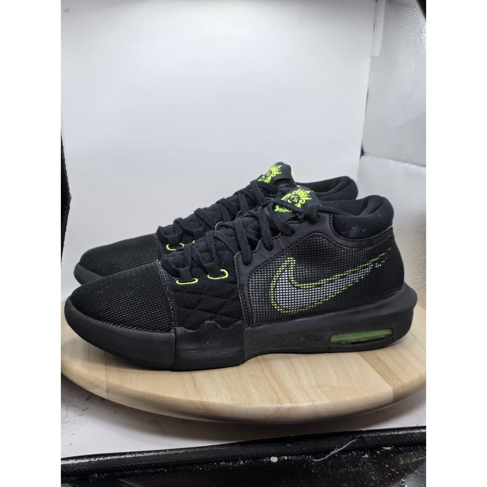 Mens‎ Size 11.5 - Nike Lebron Witness 8 'Dunkman' FB2239-002 Basketball Sneakers
